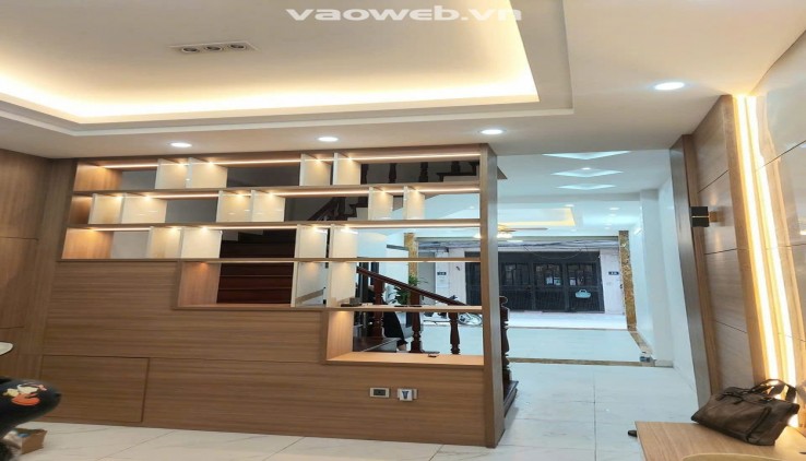 Cho thuê nhà ngõ 132 Nguyễn Xiển, 55m2 x 5 tầng, 6PN, 24 Triệu, ô tô KD, văn phòng, T.tâm